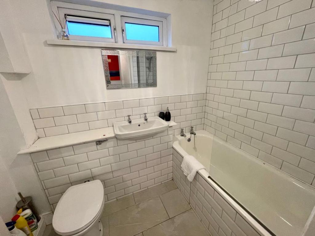 Bishop'S Gate Apartment 런던데리 외부 사진